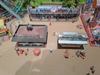 Faller H0 Diorama Kirmes Jahrmarkt mit Riesenrad, Karussell und Schiffsschaukel
