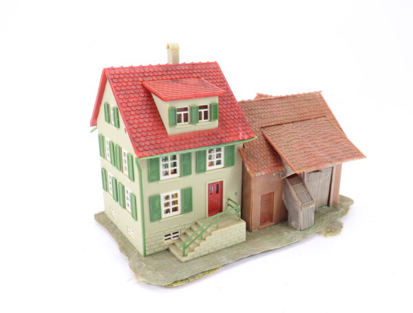 Faller H0 B-276/a Gebäude Bauernhof mit Stallung  Schuppen und Futterstelle