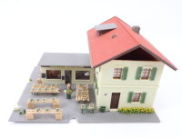 Faller H0 131273 Gebäude Wohnhaus mit Kolonialwarengeschäft / gebaut