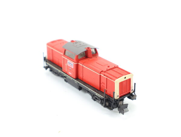 Fleischmann N aus 9390 CH Diesellok "sersa" rot-weiß BR 211