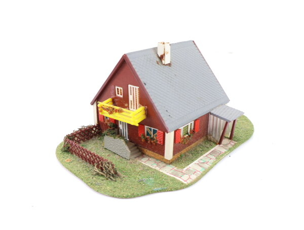 OWO H0 TT Gebäude Diorama Einfamilienhaus mit Vorgarten