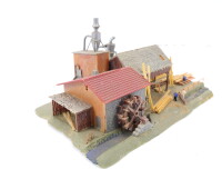 Faller N 2251 Gebäude Industriegebäude Sägewerk Sägemühle mit Wasserrad -gebaut