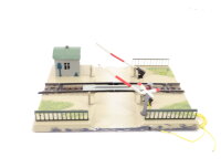 Märklin H0 7390 mechanischer Bahnübergang M-Gleis mit einem Andreaskreuz /Blech