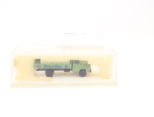 Brekina H0 4511 Modellauto LKW MAN Diesel "Pschorr Bräu" grün 1:87