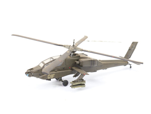 Modellflugzeug Kampfhubschrauber AH-64A Apache / gebaut