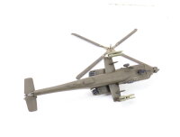 Modellflugzeug Kampfhubschrauber AH-64A Apache / gebaut