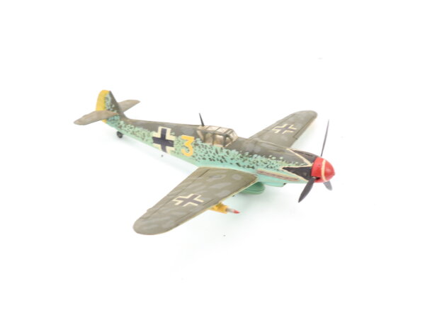 Modellflugzeug Jagdflugzeug Messerschmitt Bf 109 / gebaut