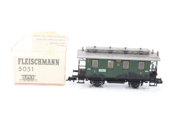 Fleischmann H0 5051 Personenwagen Lokalbahn Abteilwagen 049 033 DRG / gesupert