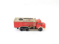 Preiser H0 31163 Modellauto MB Feuerwehr Flugplatz...