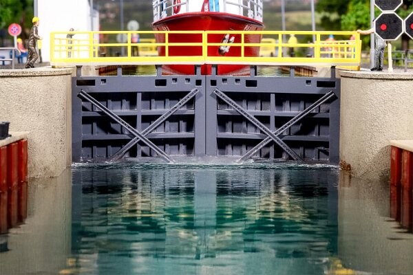 Faller H0 180325  Schleuse