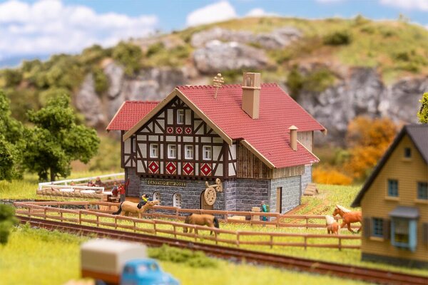 Faller Spur N 232138  Gasthaus Zur Post mit Biergarten