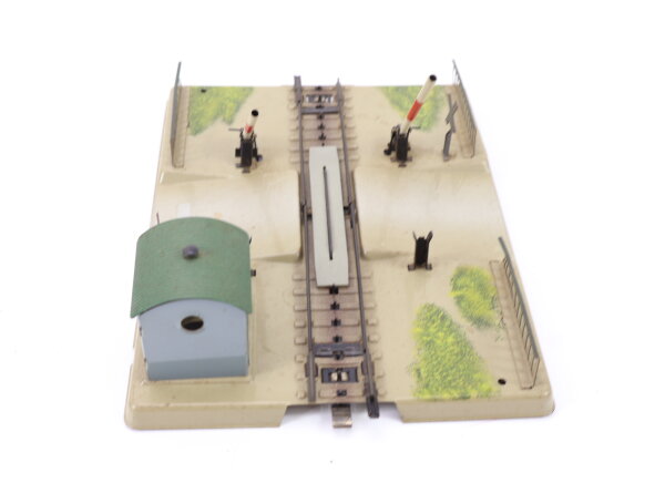Märklin H0 7390 mechanischer Bahnübergang M-Gleis mit einem Andreaskreuz / Blech