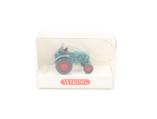 Wiking H0 877 01 21 Modellauto Traktor Fahr Schlepper mit Fahrer Grün 1:87 OVP