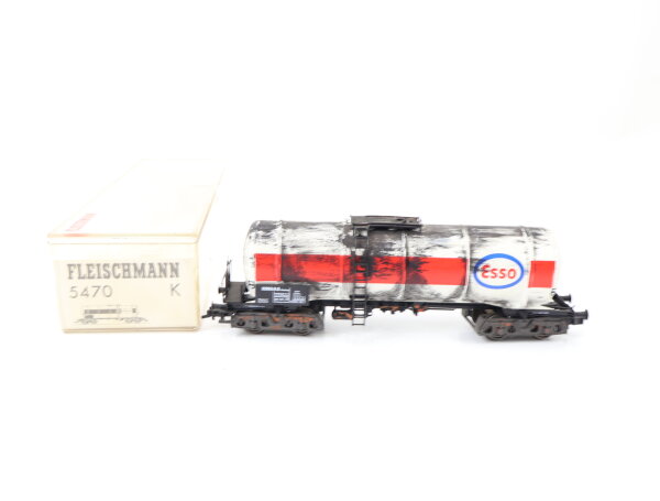 Fleischmann H0 5470 Güterwagen Kesselwagen "ESSO" 005 1 287-9 DB / NEM patiniert