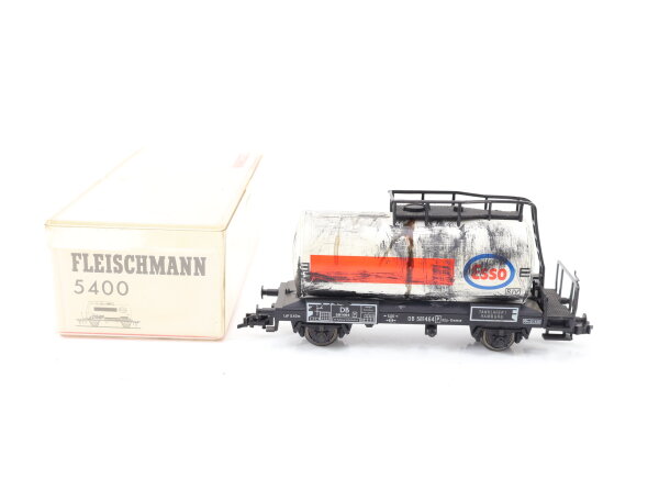 Fleischmann H0 5400 Güterwagen Kesselwagen "Esso" 581 464 DB  / patiniert OVP
