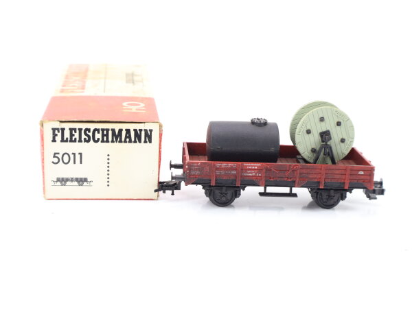 Fleischmann H0 5011 Güterwagen Niederbordwagen  mit Ladung 326 3 777-7 DB / OVP