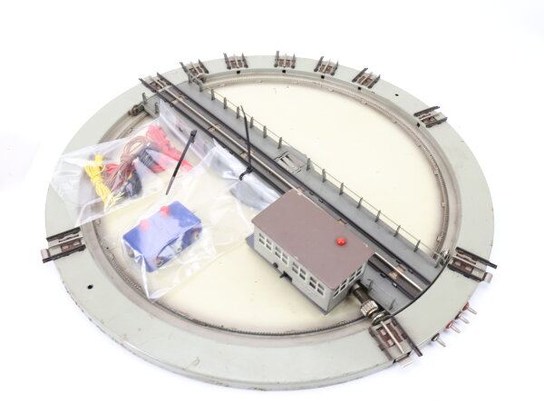 Märklin H0 7027 410 elektrische Drehscheibe für M-Gleis / Blech