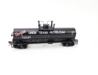 Athearn H0 aus Bausatz US-Güterwagen Kesselwagen...