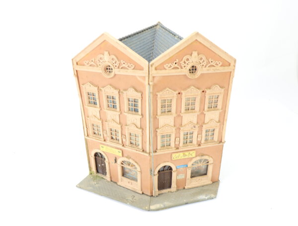 Pola H0 Gebäude Stadthaus Eckhaus Winkelstadthaus mit Ladenzeile
