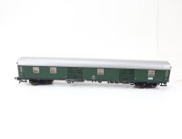 Fleischmann H0 5101 Personenwagen Gepäckwagen 80 031-0 Düms405 grün DB / Licht