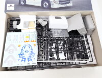Italeri 3965 Modellauto-Bausatz LKW Zugmaschine Scania 770 S V8 White Cab 1:24