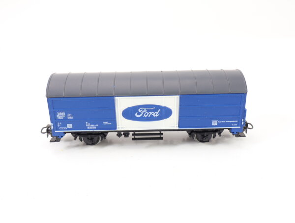 Märklin H0 4937 aus Bausatz gedeckter Güterwagen 022 0 593-7 "Ford" blau DB