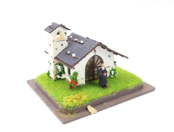 Noch H0 Gebäude Kleine Kirche mit Glockenturm und Figur Bergkapelle