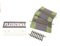 Fleischmann H0 6099 Bahnübergang Kehrschleifen-Garnitur 3-tlg. mit Gleis
