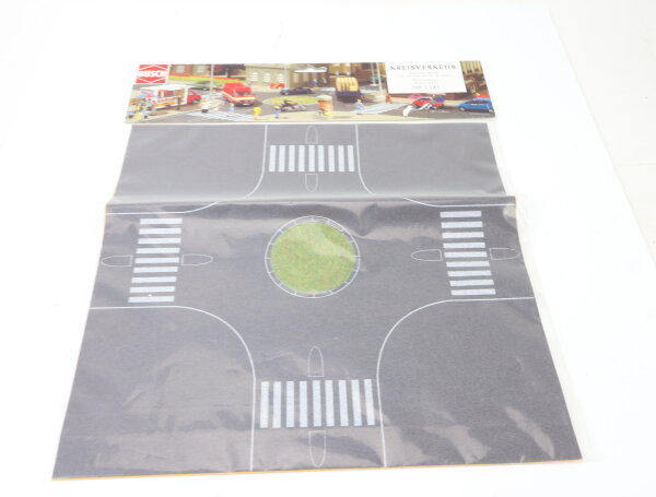 Busch H0 1101 Straßenfolie Keisverkehr für 80 mm breite Straßen OVP