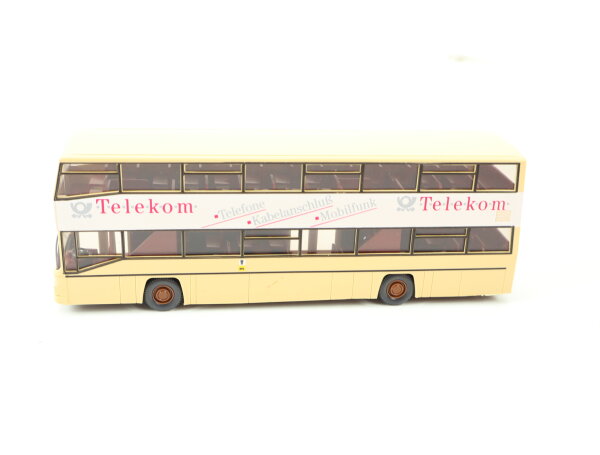 Wiking H0  Modellauto Berliner Doppeldeckbus MAN D89 "Telekom" beige