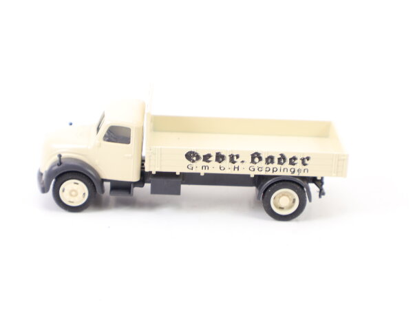 Märklin H0 48111 Modellauto aus Museums Set 2011 "Gebr. Bader" 1:87