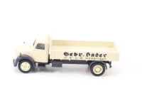 Märklin H0 48111 Modellauto aus Museums Set...