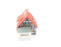 Faller N 232215 Gebäude Wohnhaus Fachwerkhaus mit Garage gebaut