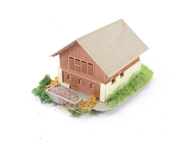 Kibri Z aus Set 36817 Gebäude Alpenhaus Stall Bauernhaus in Elm gebaut