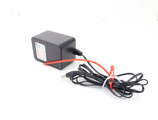 Märklin H0 67030 Netzteil Schaltnetzteil DC11V 230V  8VA