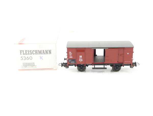 Fleischmann H0 5360 K ? gedeckter Güterwagen 52 326 Kassel DR / NEM OVP