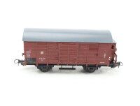Piko H0 gedeckter Güterwagen mit Bremserhaus 04-84-99 braun DR