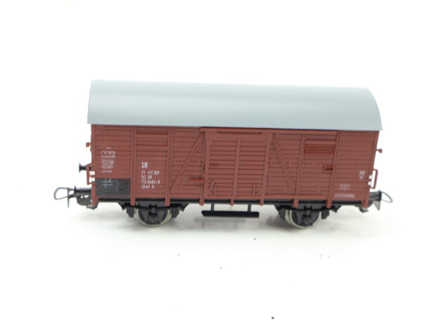Piko H0 5/6446/010 gedeckter Güterwagen Tonnendachwagen 112 8404-3 DR