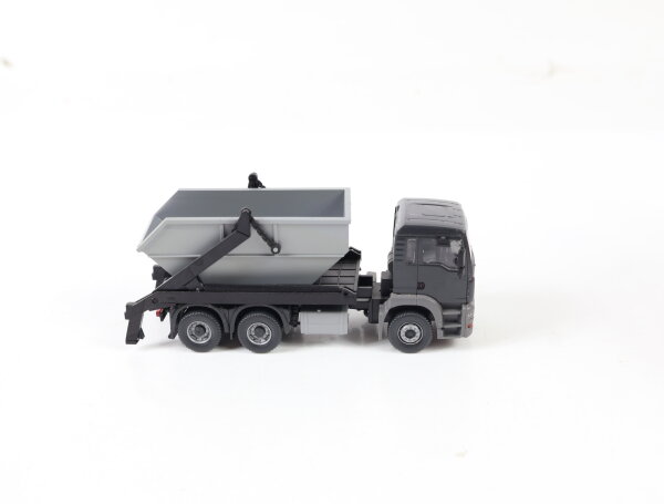 Wiking H0 679 02 32 Modellauto Absetzkipper MAN TG-A M schwarz 1:87