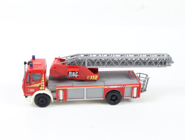 Herpa H0 047258 Modellauto Mercedes-Benz NG Metz Drehleiter "Feuerwehr Hilter"