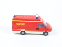 Wiking H0 608 04 29 Modellauto Feuerwehr Iveco Daily Rot 1:87