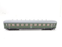 Liliput H0 833 01 Personenwagen Schürzenwagen 3. Klasse 19 497 DR / NEM