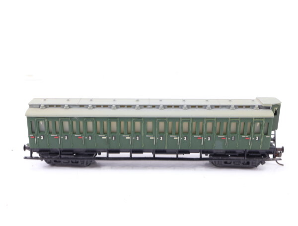 Liliput H0 290 03 Personenwagen Abteilwagen mit Bremserhaus 3.Klasse DRG grün