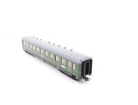 Liliput H0 833 01 Personenwagen Schürzenwagen 3. Klasse 19 190 DR / NEM AC