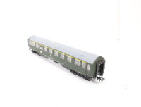Schicht H0 Personenwagen 1.Klasse 19-40-070-1 DR / AC