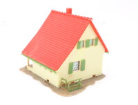 Faller H0 B-204 Gebäude Siedlungshaus 60-er Jahre mit Schleppdach gebaut