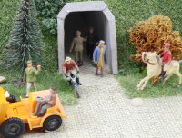 Spur H0 Diorama Landschaft Gebäude Landstraße und Tunnel PKWs Figuren Stadt