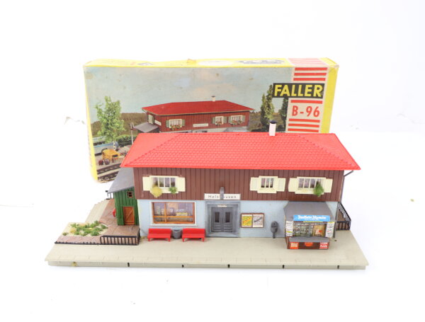 Faller H0 B-96 Gebäude Bahnhof "Holzhausen" mit Kiosk