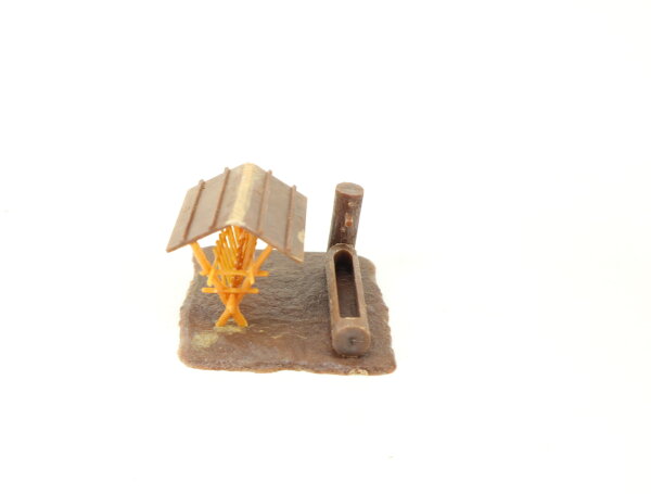 H0 Ausschmückung  Futterkrippe  und Tränke Naturbrunnen