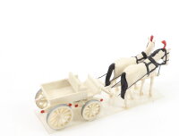 Spur H0 offene kleine Kutsche als 2-Spänner in weiß